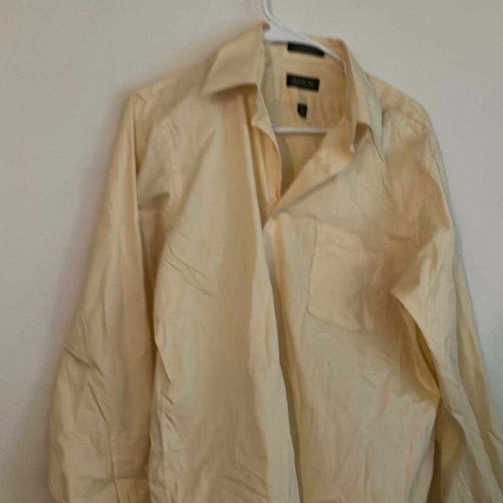 FINAL MARKDOWN Men’s arrow shirt 15 1/2 34/35